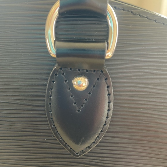 Louis Vuitton Black Epi Leather Pont Neuf PM - Picture 11 of 13